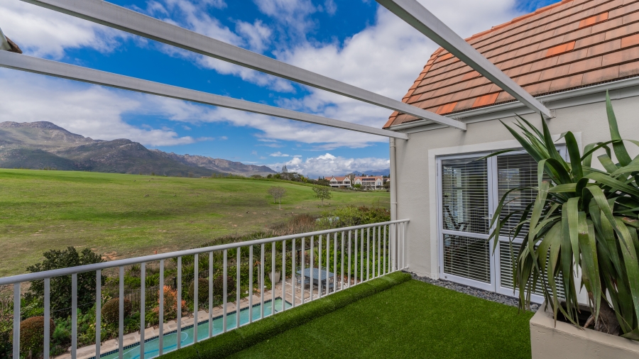 4 Bedroom Property for Sale in Boschenmeer Golf Country Estate Western Cape